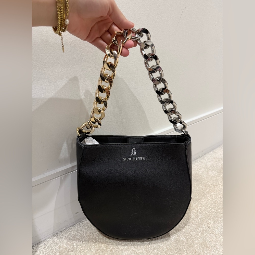 Steve Madden Black Shoulder Bag with Dual-Tone Chain